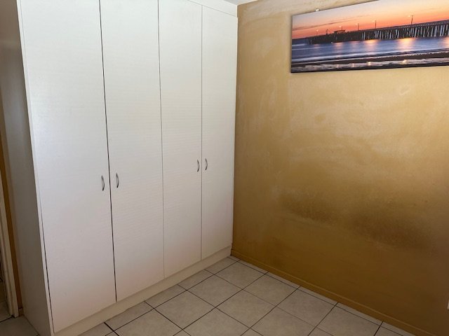 2 Bedroom Property for Sale in Maitland Western Cape